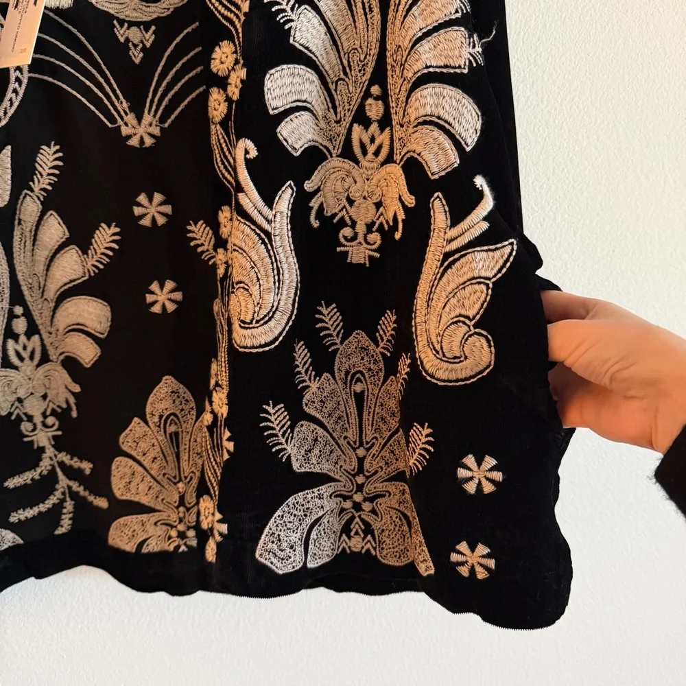 Johnny Was Odette Velvet Corduroy Cropped Kimono Black Embroidery Size Small NWT